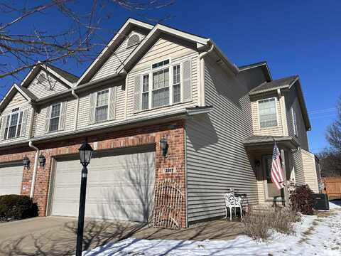 2307 W KENFIELD Court, Peoria, IL 61615