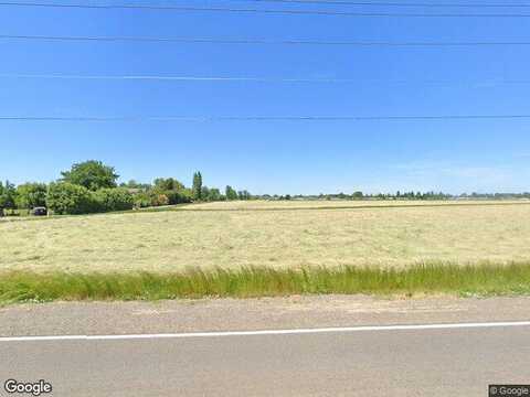 Sawtelle Dr, Woodburn, OR 97071