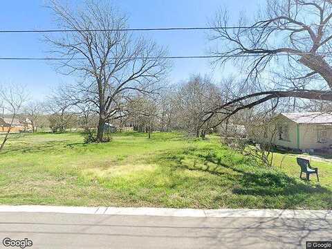 Smith St, Belton, TX 76513