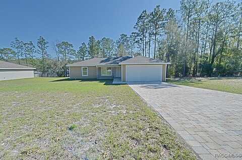 9693 N Wayland Avenue, Citrus Springs, FL 34434