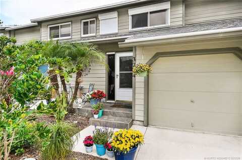 3284 NE Holly Creek Drive, Jensen Beach, FL 34957
