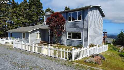 220 FLAKE ST, Port Orford, OR 97465