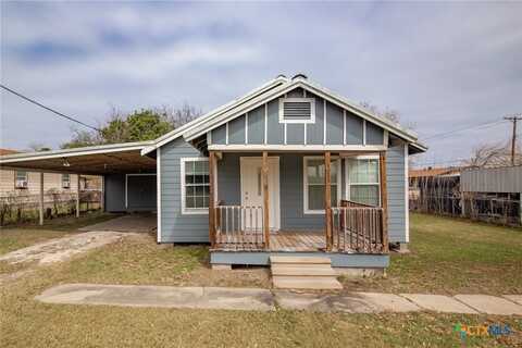 409 E Empresario Street, Refugio, TX 78377