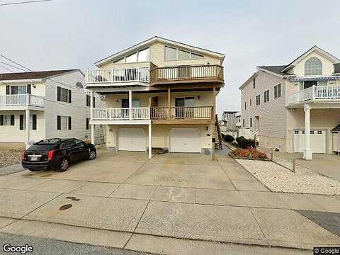 Landis Avenue, Sea Isle City, NJ 08243