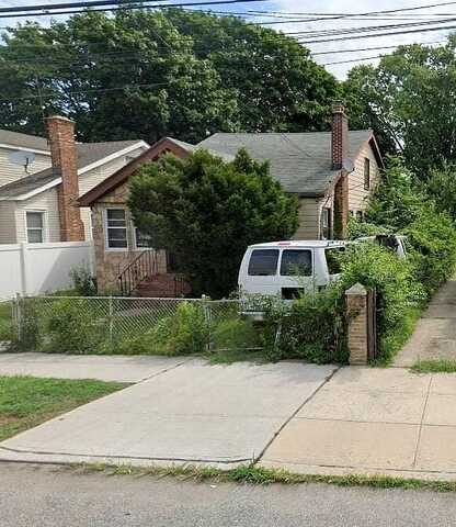 215Th, QUEENS VILLAGE, NY 11429