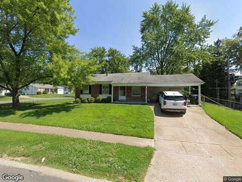 Cedar, FLORISSANT, MO 63031