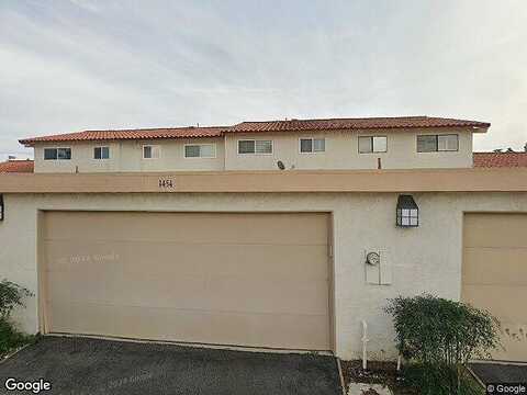 Avenida Alvarado, PLACENTIA, CA 92870