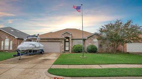 Hirth, CROWLEY, TX 76036