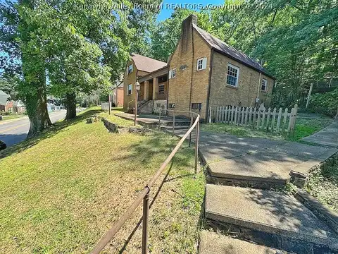 Montrose, SOUTH CHARLESTON, WV 25303