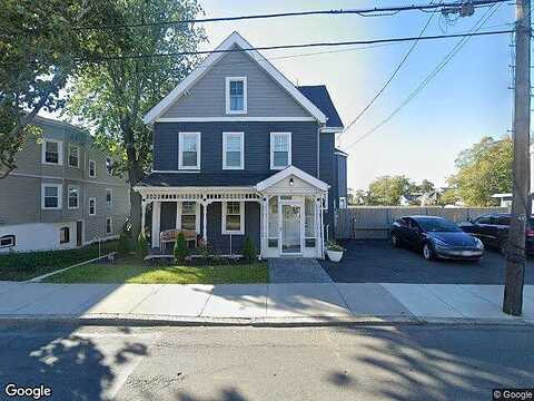 Pleasant St, WINTHROP, MA 02152