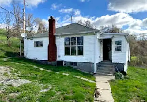 Sand Hill, BELLAIRE, OH 43906