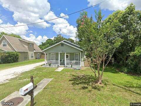 Adelle, DELAND, FL 32720