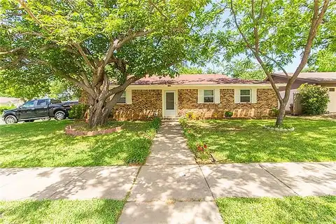 Lola, NORTH RICHLAND HILLS, TX 76180