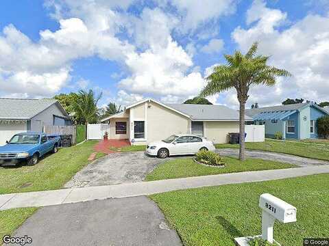 4Th, NORTH LAUDERDALE, FL 33068