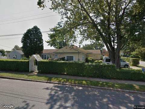 Nims, WEST BABYLON, NY 11704