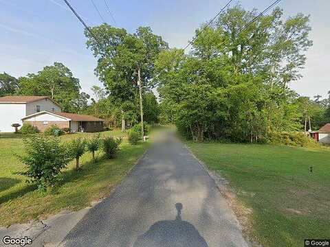 African St, CHATTAHOOCHEE, FL 32324