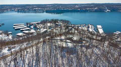 6725 Horseshoe Bend Road, Lake Ozark, MO 65049