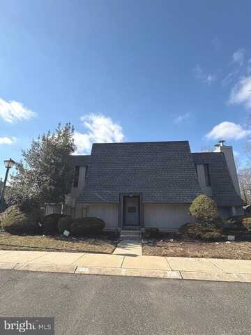 25 S CHURCH RD, MAPLE SHADE, NJ 08052