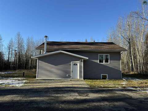 2631 LANCELOT DRIVE EAST, North Pole, AK 99705