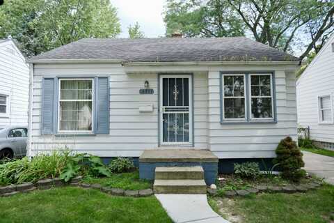 18953 Woodcrest Street, Harper Woods, MI 48225