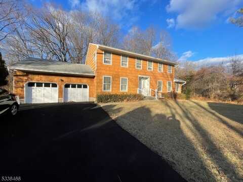 41 Brittany Rd, Montville, NJ 07045