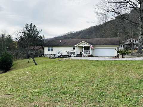 191 Honeysuckle Lane, Evarts, KY 40828