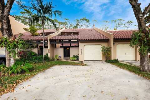 9943 Costa Del Sol Blvd, Doral, FL 33178