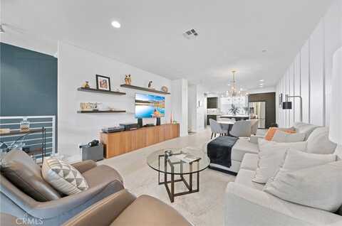 55 Gramercy, Irvine, CA 92612