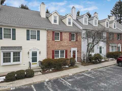 112 Eaglesmere Circle, East Stroudsburg, PA 18301