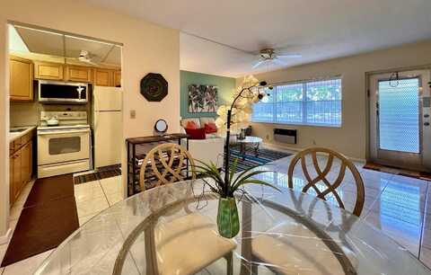 197 Bedford H, West Palm Beach, FL 33417