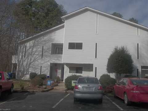 402 Century Court, Kernersville, NC 27284