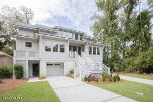 26 Solstice Way, Hampstead, NC 28443