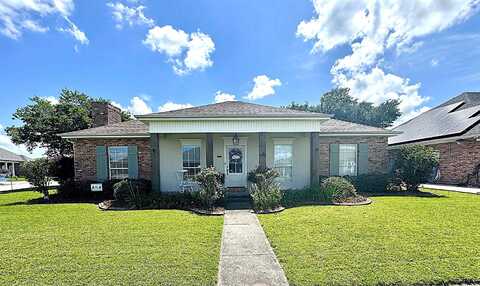 324 Hawthorne Dr, Houma, LA 70360