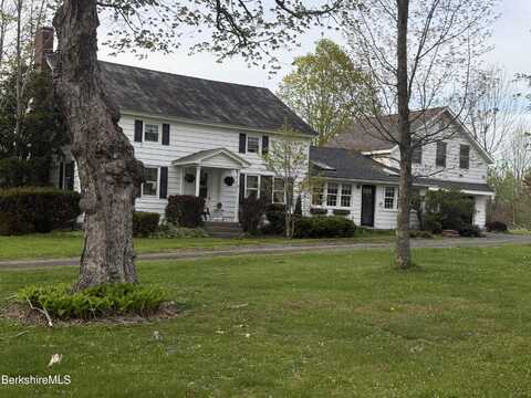 576 North St, Windsor, MA 01270