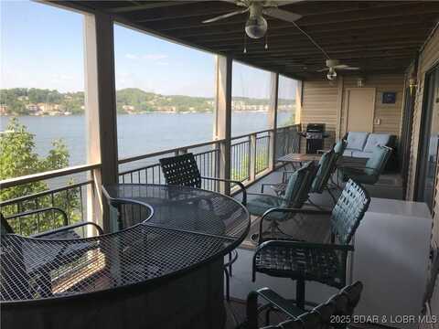 152 Falls Point Drive, Lake Ozark, MO 65049