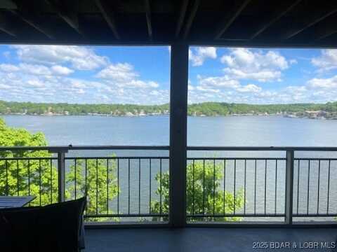 152 Falls Point Drive, Lake Ozark, MO 65049