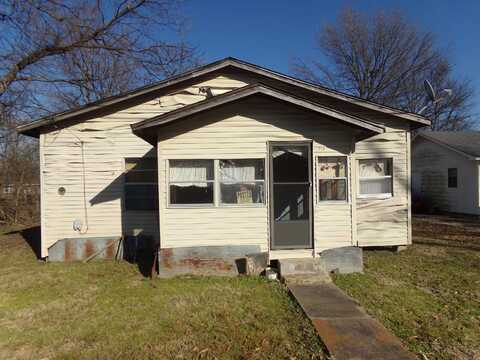 206 N Division Avenue, Altheimer, AR 72004