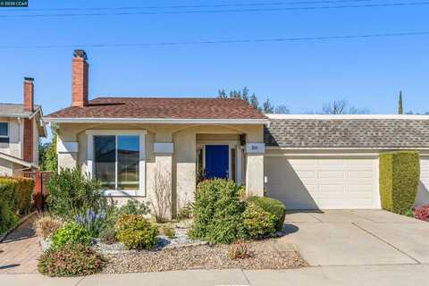 2111 Wilmington Dr, Walnut Creek, CA 94596