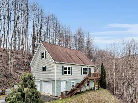 278 Barber Hill Drive, Waynesville, NC 28786