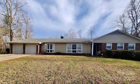 104 Oak Circle, Marion, NC 28752