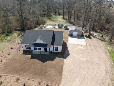 402 Livingston Rd, Smithville, GA 31787