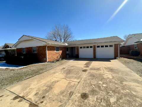 115 W Thompson Dr, Kingfisher, OK 73750