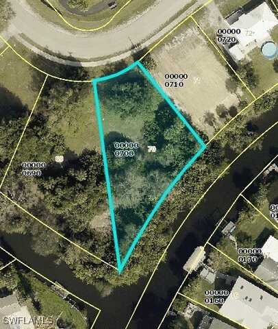 935 Iris Drive, North Fort Myers, FL 33903