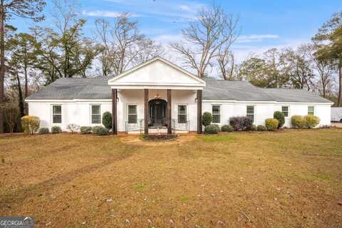 715 College, Montezuma, GA 31063