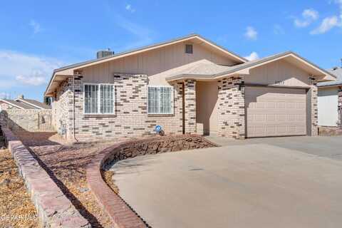 11977 CASTLE WOODS Drive, El Paso, TX 79936