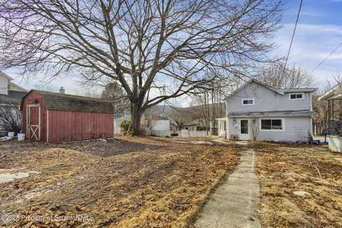 627 May Street, Mayfield, PA 18433