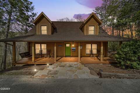 2023 Piney Overlook Lane, Sevierville, TN 37862