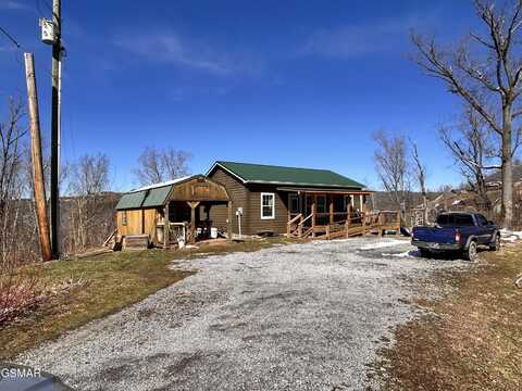 384 Loop Road, Gatlinburg, TN 37738