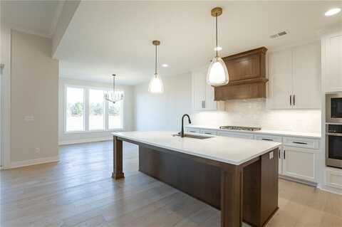 15597 W 168th Place, Olathe, KS 66062