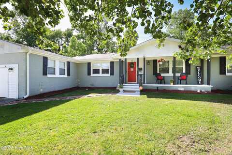 302 Forest Grove Avenue, Jacksonville, NC 28540